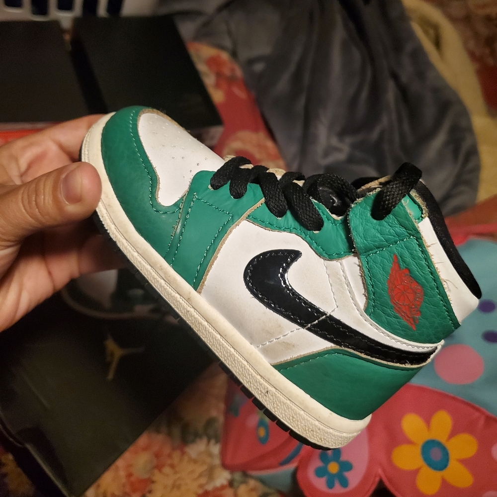Jordan 1 Lucky green